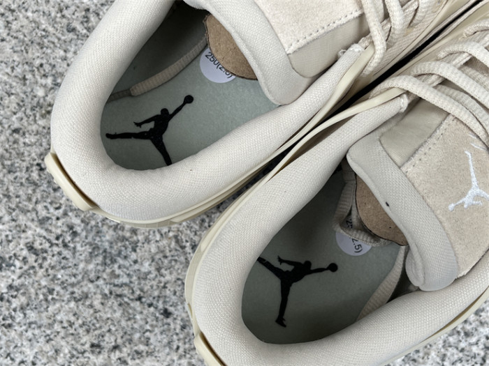 Authentic Air Jordan 4 RM WMNS Legend Light Brown