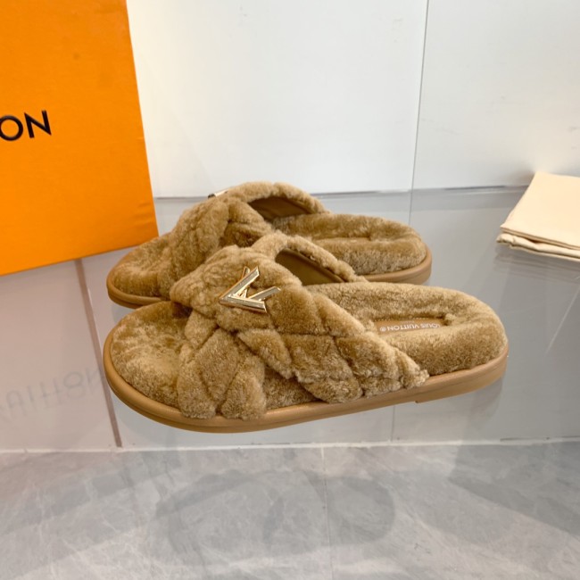 LV women Sandals 1:1 Quality-839