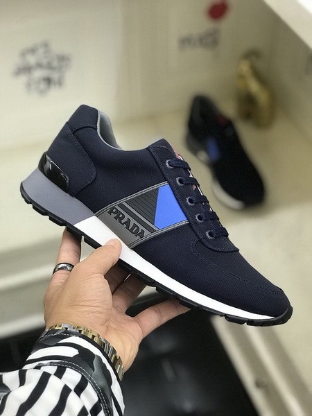 Prada men shoes 1：1 quality-555