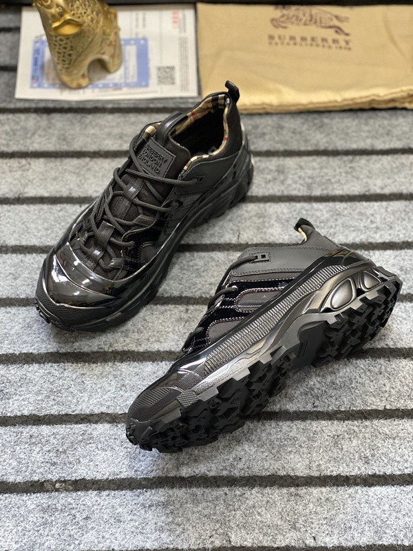 Burberry men shoes 1：1 quality-379