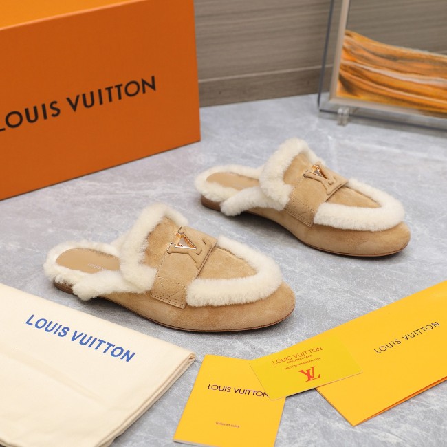 LV women Sandals 1:1 Quality-866