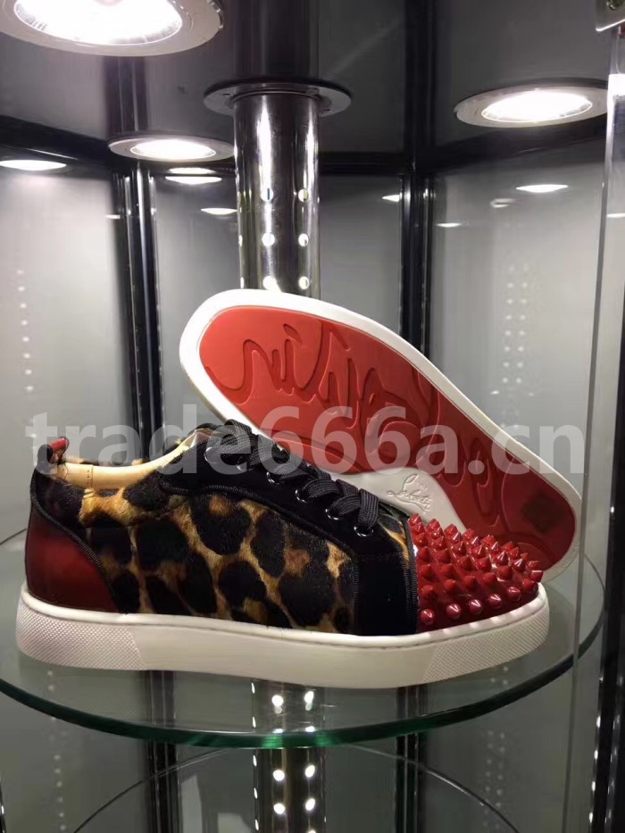 Super Max Christian Louboutin Shoes-722