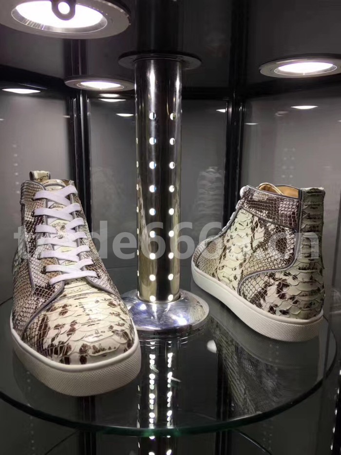 Super Max Christian Louboutin Shoes-731