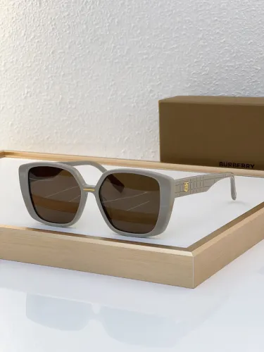 Burberry Sunglasses AAAA-2593