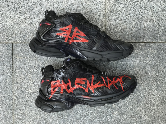 B 17FW Tripe-S High End Sneaker-363