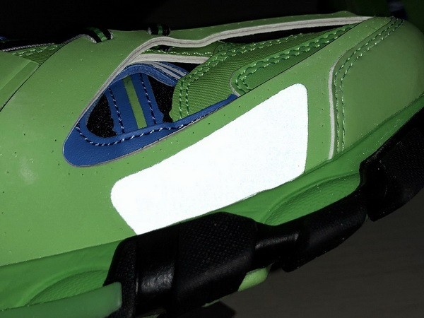 B 17FW Tripe-S High End Sneaker-064