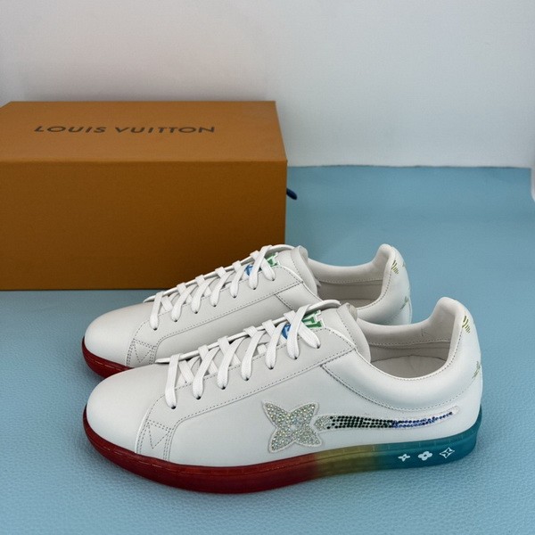 LV Men shoes 1:1 quality-4326