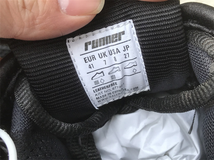 B 17FW Tripe-S High End Sneaker-363