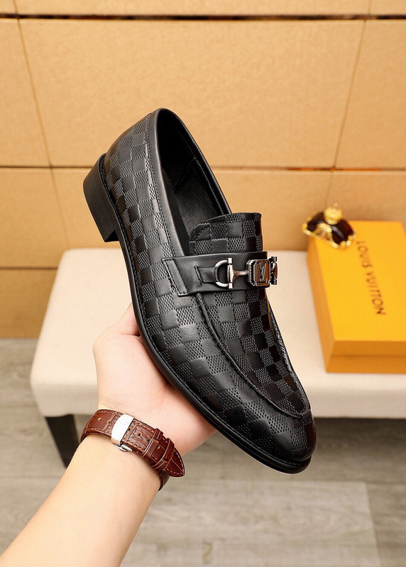 LV Men shoes 1：1 quality-4605