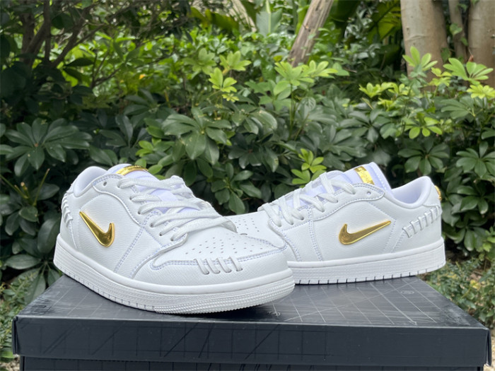 Authentic Air Jordan 1 Low Method of Make White