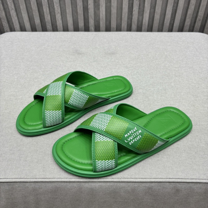 LV Sandals 1：1 Quality-822