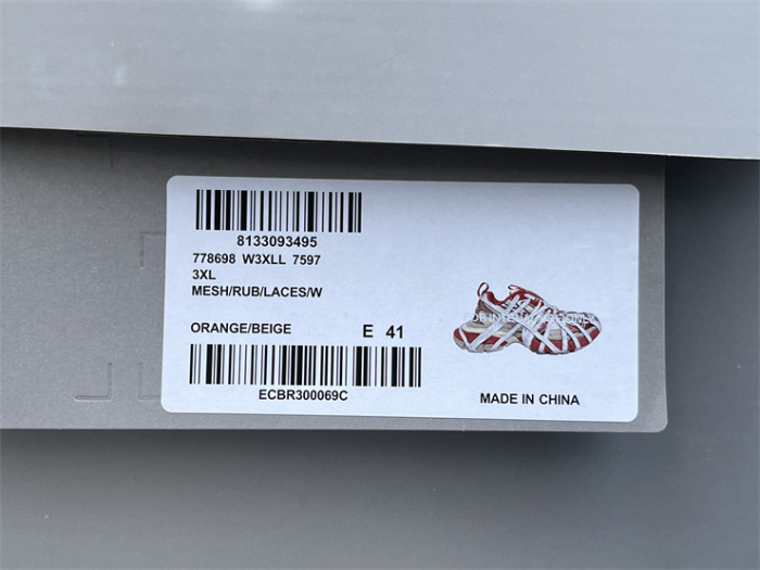 B 17FW Tripe-S High End Sneaker-516