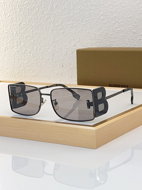 Burberry Sunglasses AAAA-2512