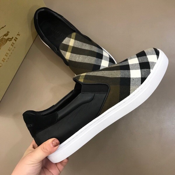 Burberry men shoes 1:1 quality-247