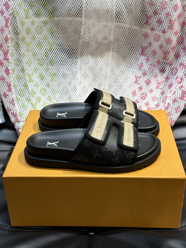 LV Sandals 1：1 Quality-833