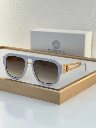 Versace Sunglasses AAAA-2460