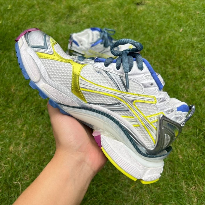 B 17FW Tripe-S High End Sneaker-561