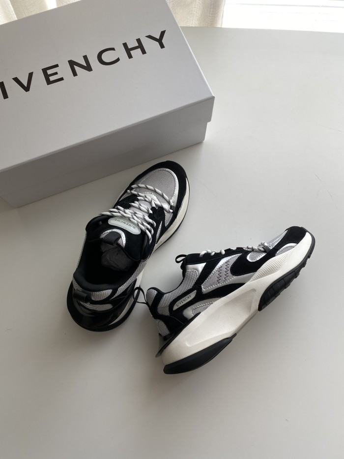 Super Max Givenchy Shoes-312