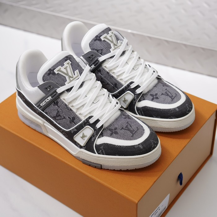 Super Max Custom LV Shoes-3274