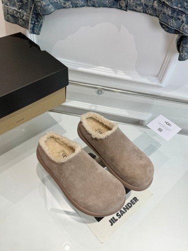 UG Boots Women-335