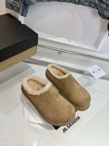 UG Boots Women-334