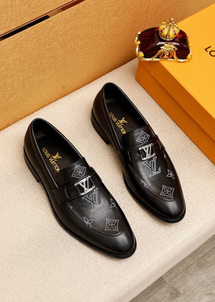 LV Men shoes 1：1 quality-4967