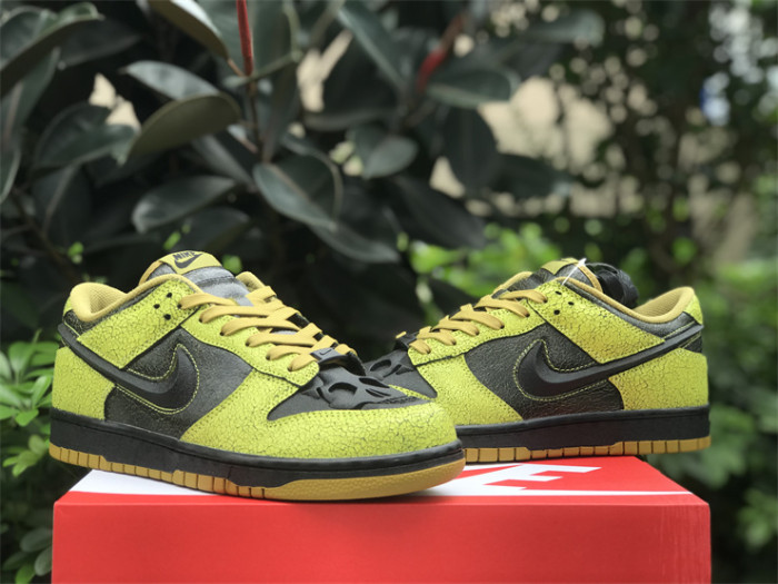 Authentic Nike Dunk Low “Halloween” 2024