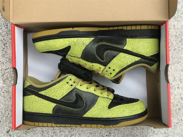 Authentic Nike Dunk Low “Halloween” 2024