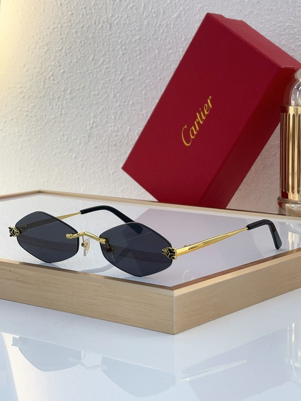 Cartier Sunglasses AAAA-6717