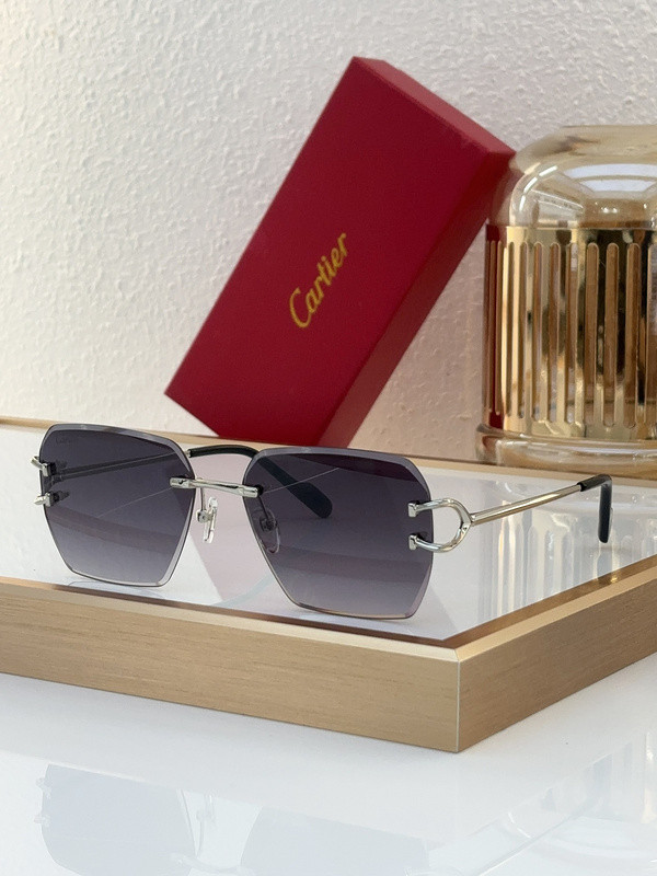 Cartier Sunglasses AAAA-6621