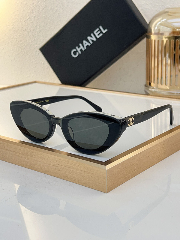 CHNL Sunglasses AAAA-4211