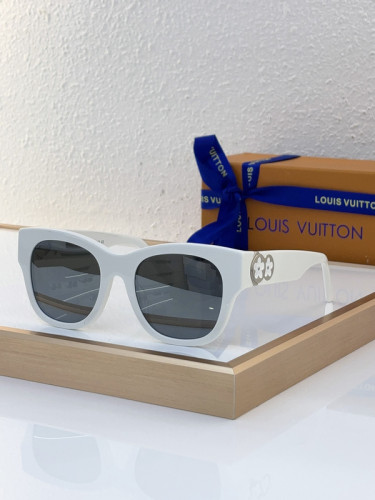 LV Sunglasses AAAA-4686