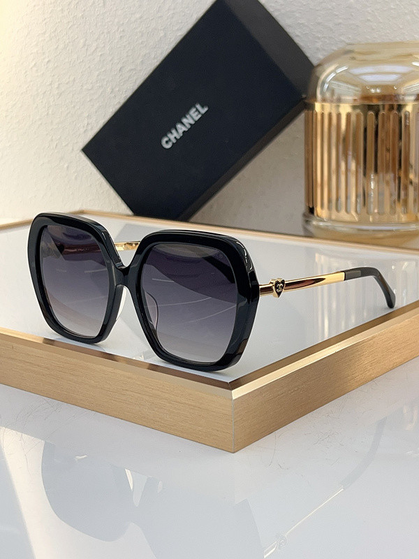 CHNL Sunglasses AAAA-4254