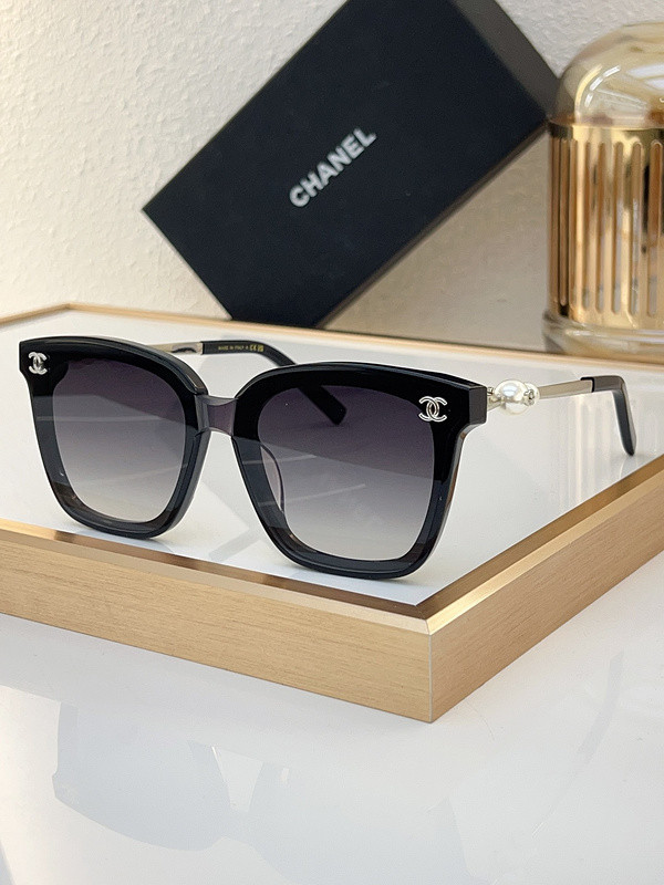 CHNL Sunglasses AAAA-4200