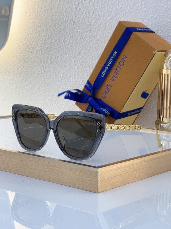 LV Sunglasses AAAA-4732