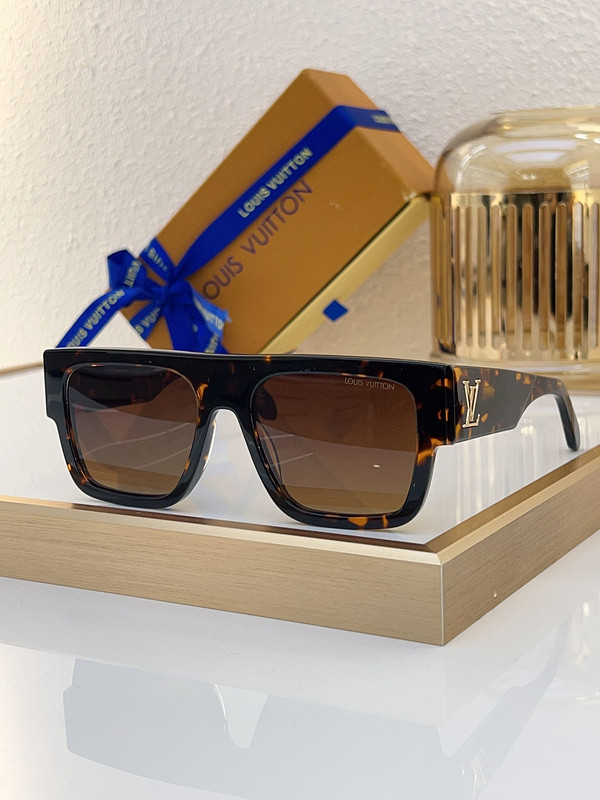 LV Sunglasses AAAA-4747