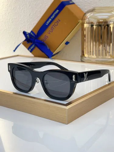 LV Sunglasses AAAA-4917