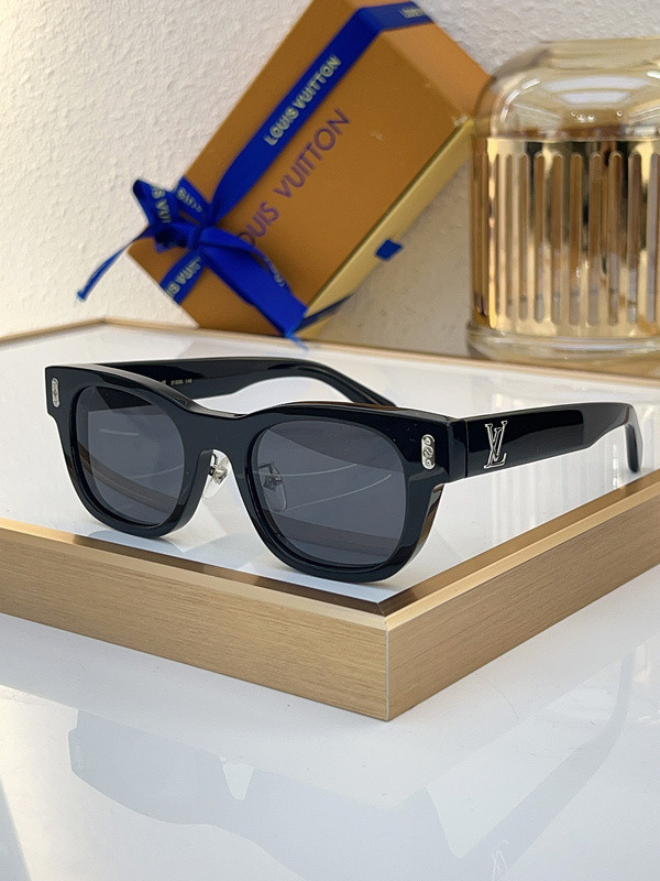 LV Sunglasses AAAA-4917