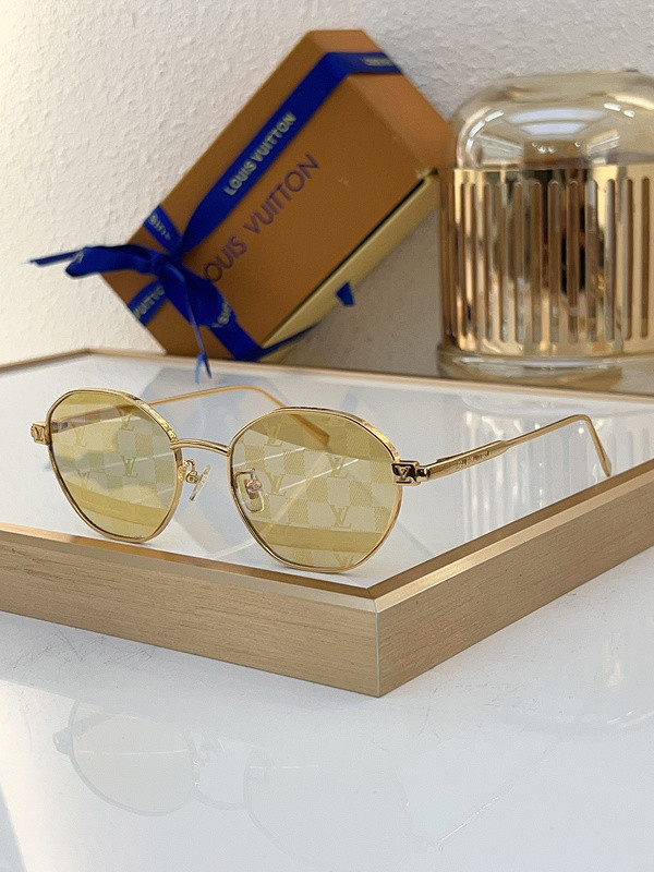 LV Sunglasses AAAA-4770