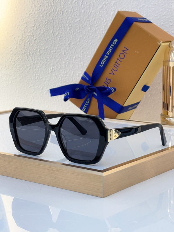 LV Sunglasses AAAA-4832
