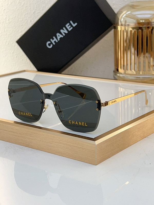 CHNL Sunglasses AAAA-4217