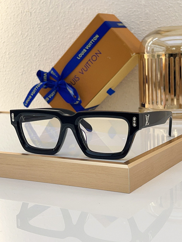 LV Sunglasses AAAA-4818