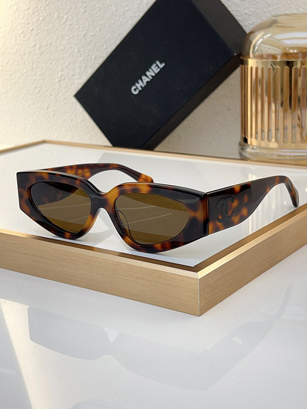 CHNL Sunglasses AAAA-4167