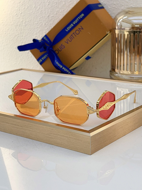LV Sunglasses AAAA-4701