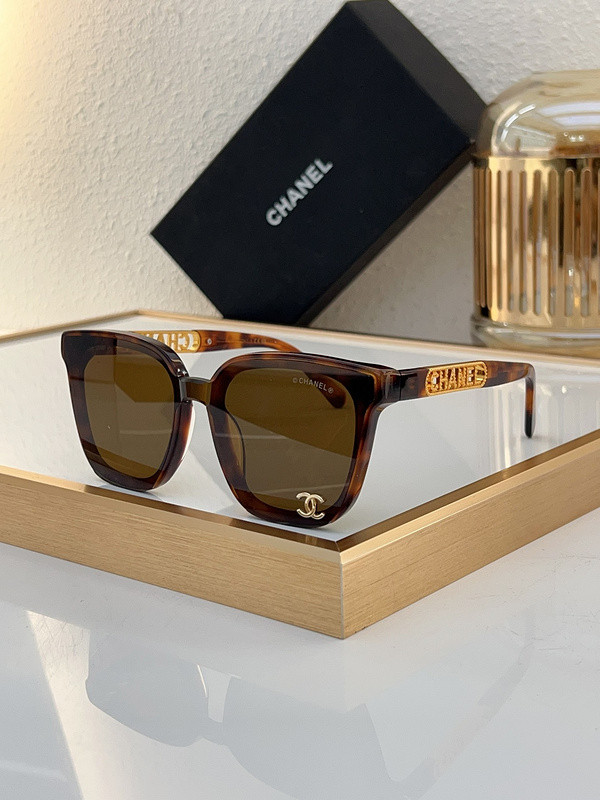 CHNL Sunglasses AAAA-4207
