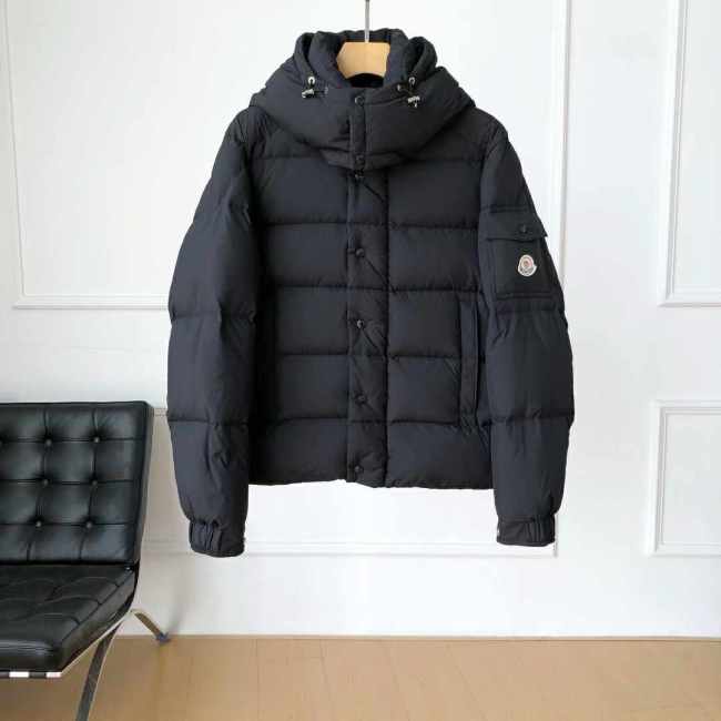 Moncler Jacket High End Quality-011