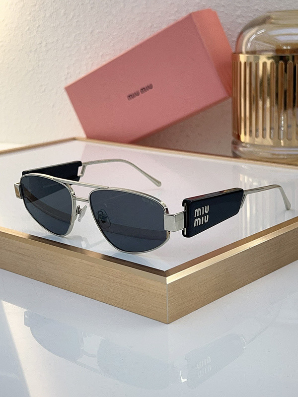 Miu Miu Sunglasses AAAA-1160