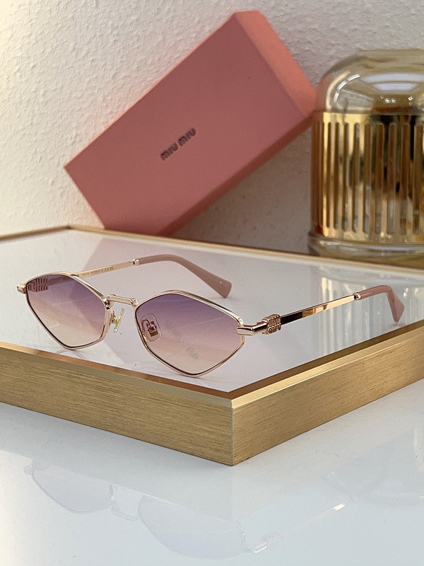 Miu Miu Sunglasses AAAA-1141