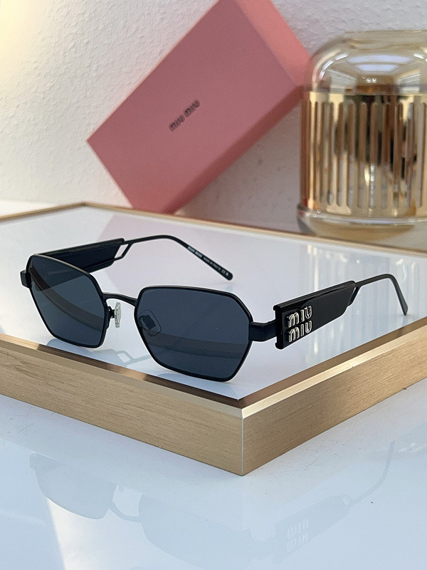 Miu Miu Sunglasses AAAA-1108