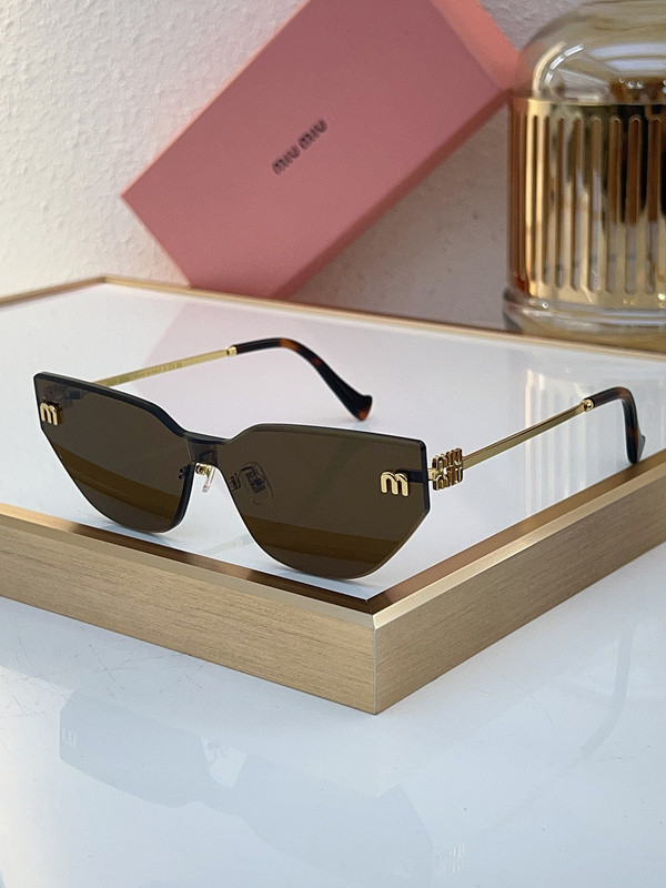 Miu Miu Sunglasses AAAA-1132